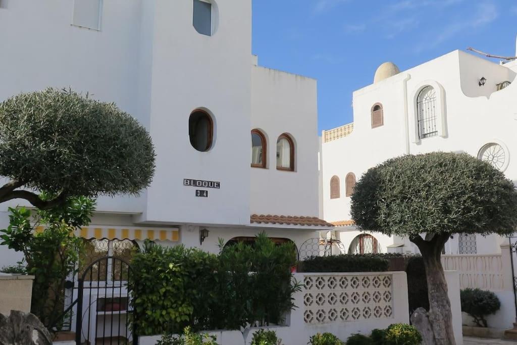 Bungalow In Moorse Stijl El Campello Exterior foto